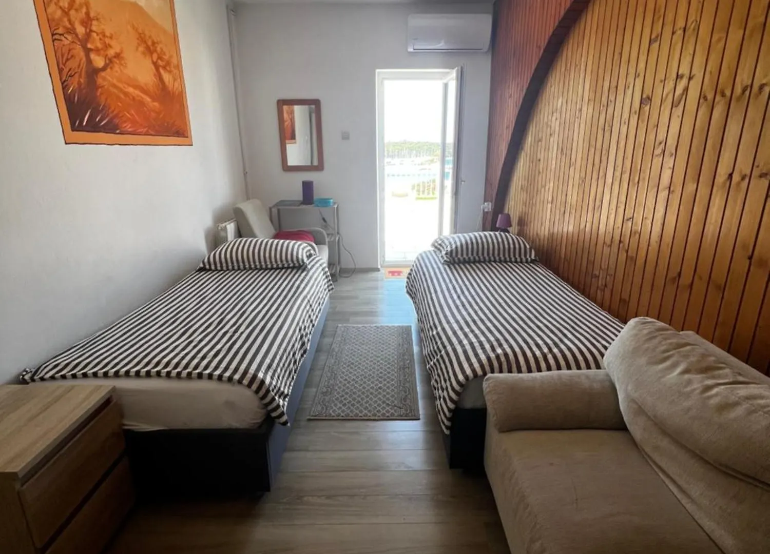 Apartments By The Sea Póla