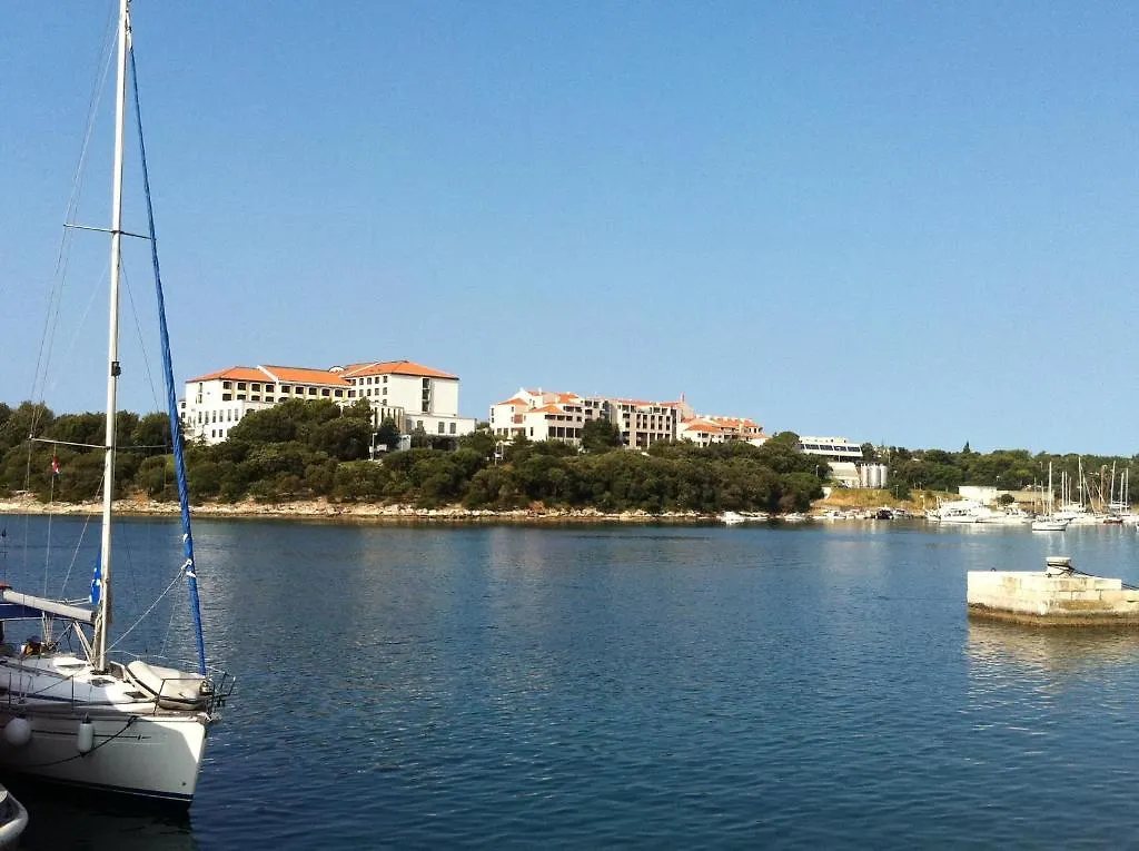 Apartments By The Sea Póla