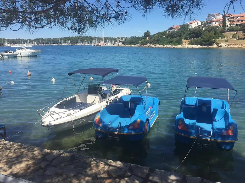 Apartments By The Sea Croatia