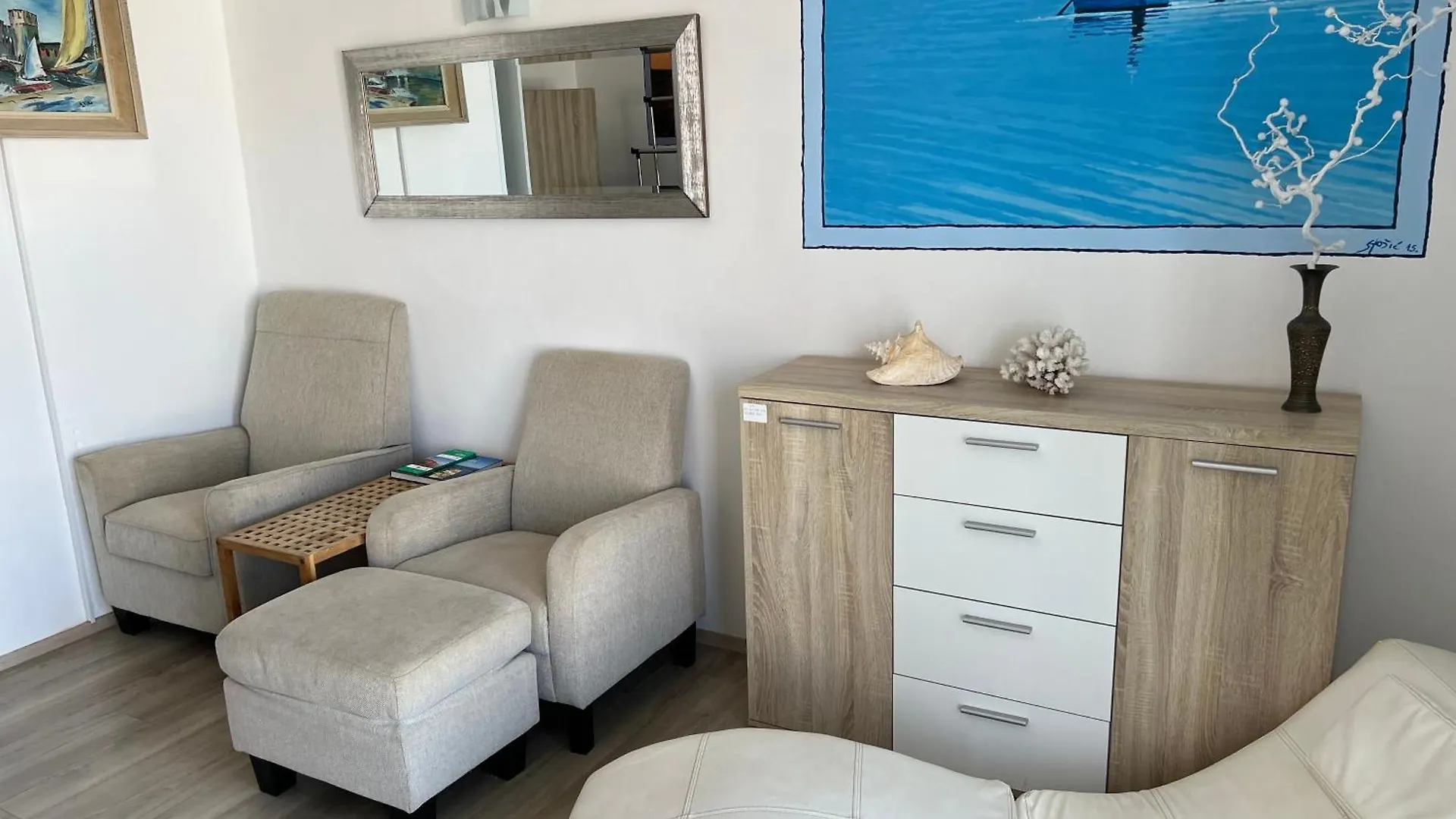Apartments By The Sea Pula